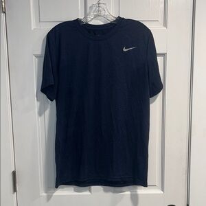 The Nike Tee Dri Fit T-Shirt in Navy Blue Size Medium